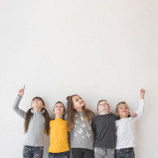 Oare cum invata copiii... mai bine? Noi principii in educatie la Shakespeare School (Partea I) 1 Participare sociala la Shakespeare School