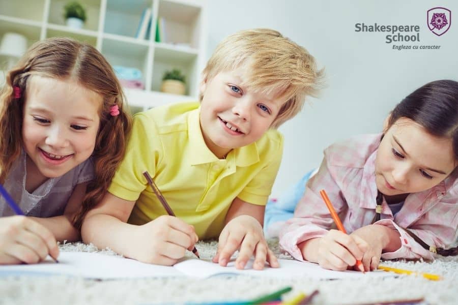 Cum dezvoltăm creativitatea copiilor 2 Cum dezvoltam creativitatea copiilor 3