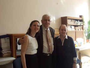 Magna cum Laude for a brilliant teacher 3 1927240_10153323997713532_1532627801_n