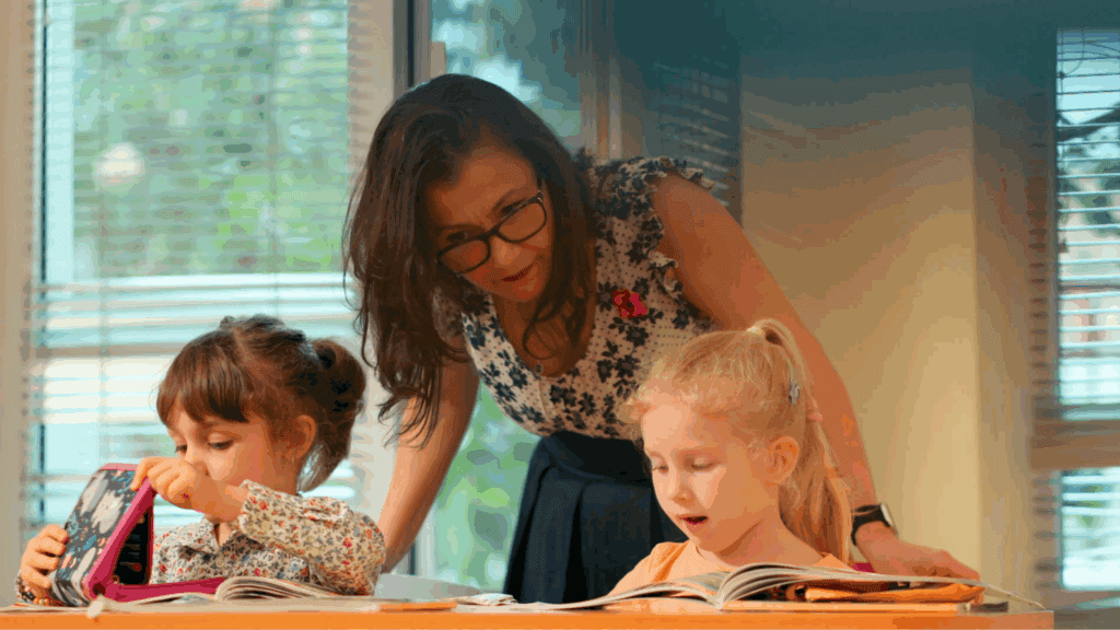 Învață engleza prin joacă: 5 activități testate de profesori 5 hello english curs engleza poza carusel