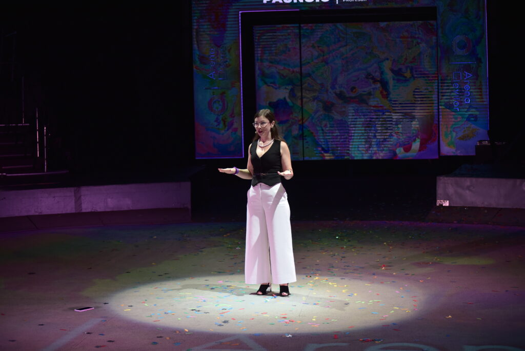 arena elevilor eveniment shakespeare school