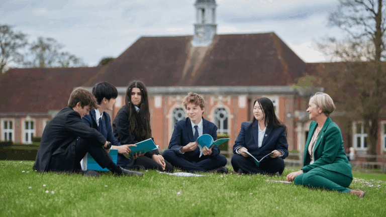 Tabara engleza Leighton Park School, Anglia - UK 3 tabara-engleza-leighton-park-school-anglia-uk-8