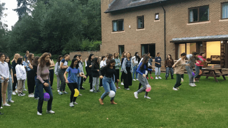 Tabara engleza Leighton Park School, Anglia - UK 11 tabara-engleza-leighton-park-school-anglia-uk-16