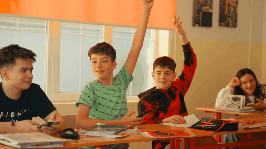 Învață engleza prin joacă: 5 activități testate de profesori 1 zilele portilor deschise mystery days fotografii carusel 19