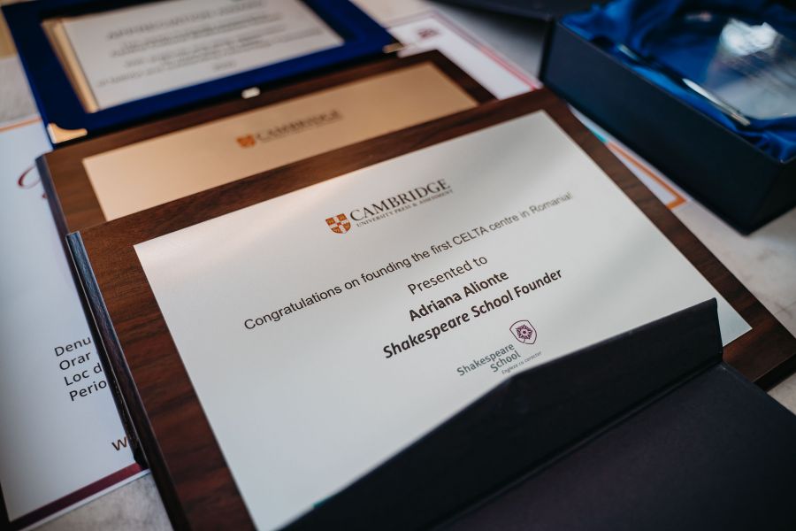 Shakespeare School a aniversat 20 de ani printr-o gală ce a celebrat excelența în educație 2 Shakespeare School a aniversat 20 de ani printr o gala ce a celebrat excelenta in educatie 6