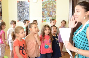 Carnavalul Copiilor - making friends and having fun! 2 FLY_6686