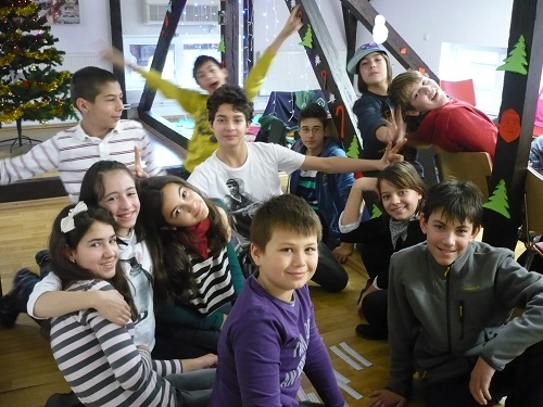 What’s the Conversation Club all about? 1 Fifth and sixth graders having a blast