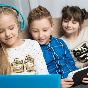 Cresterea copiilor in era digitala cat timp petrec in fata ecranului 2