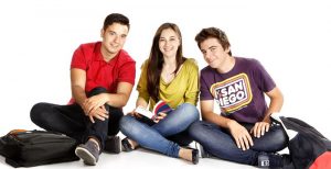 Curs de pregatire pentru examenul Cambridge FCE la Shakespeare School
