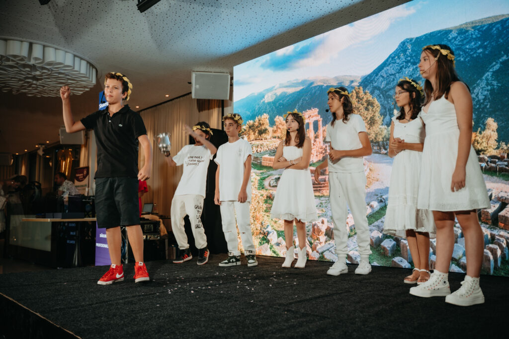 Curs de vara | Limba Engleza pentru copii (11-14 ani) | Club Teatru: Shakespeare Remix 6 curs-vara-engleza-teatru-copii-adolescenti-3